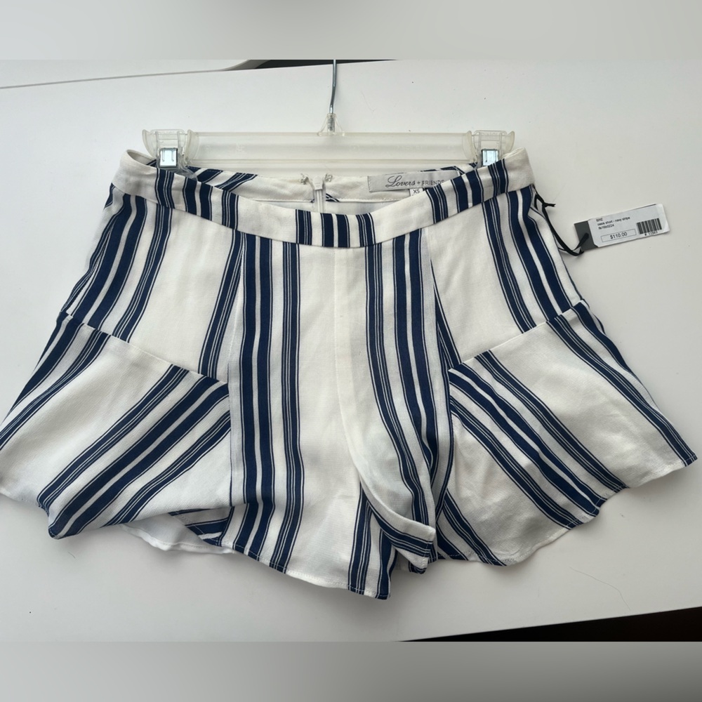 NWT Lovers and friends shorts